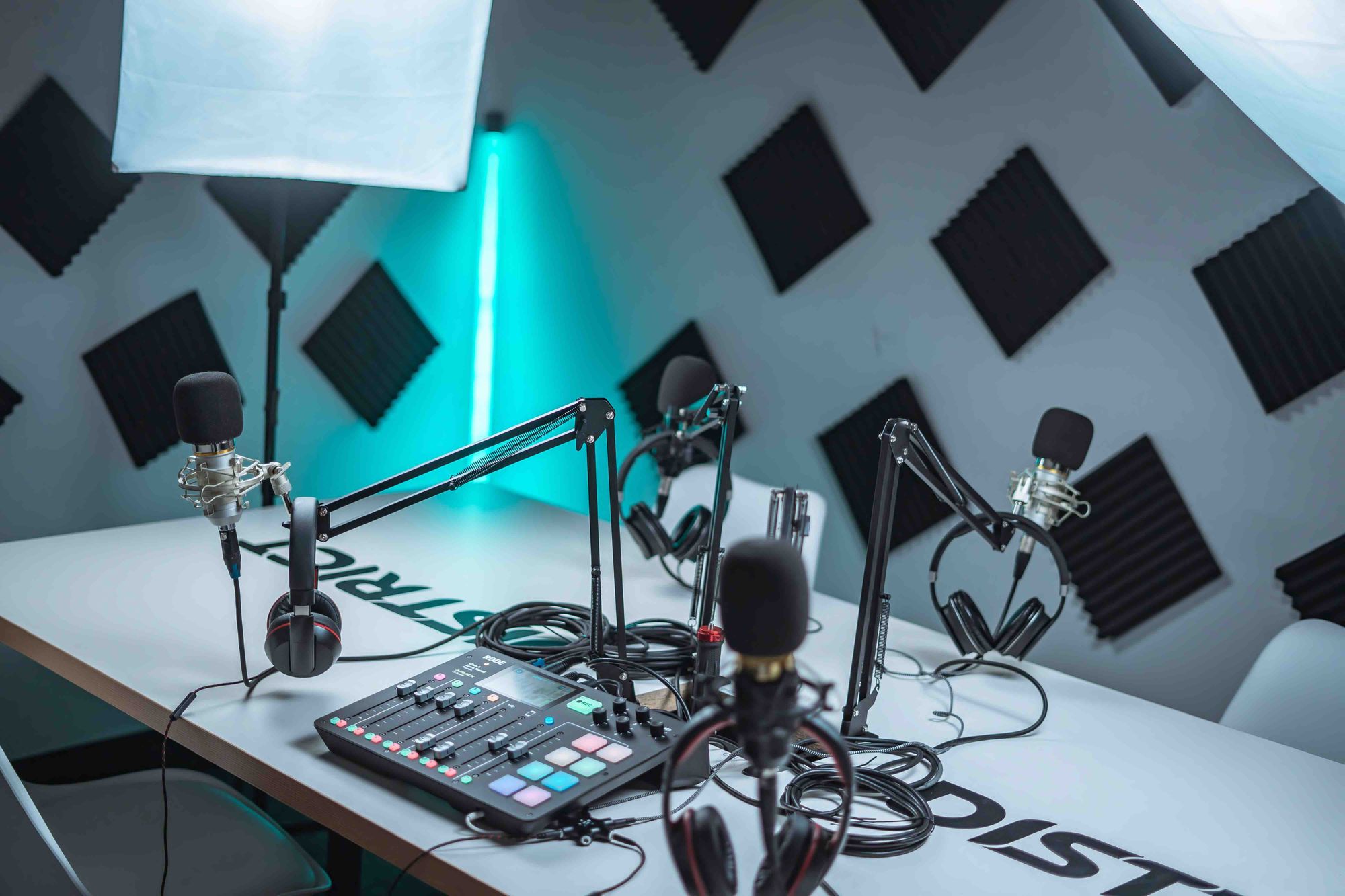 How to Convert a Room Into a Home Podcast Studio Setup